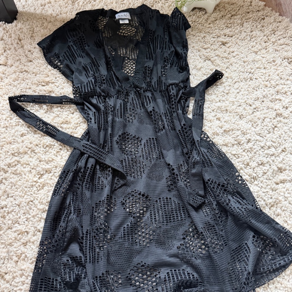 Chic black lace Aqua Black Jordan Taylor, swimsuit, beach, cover-up Lace Mini D - Picture 2 of 4